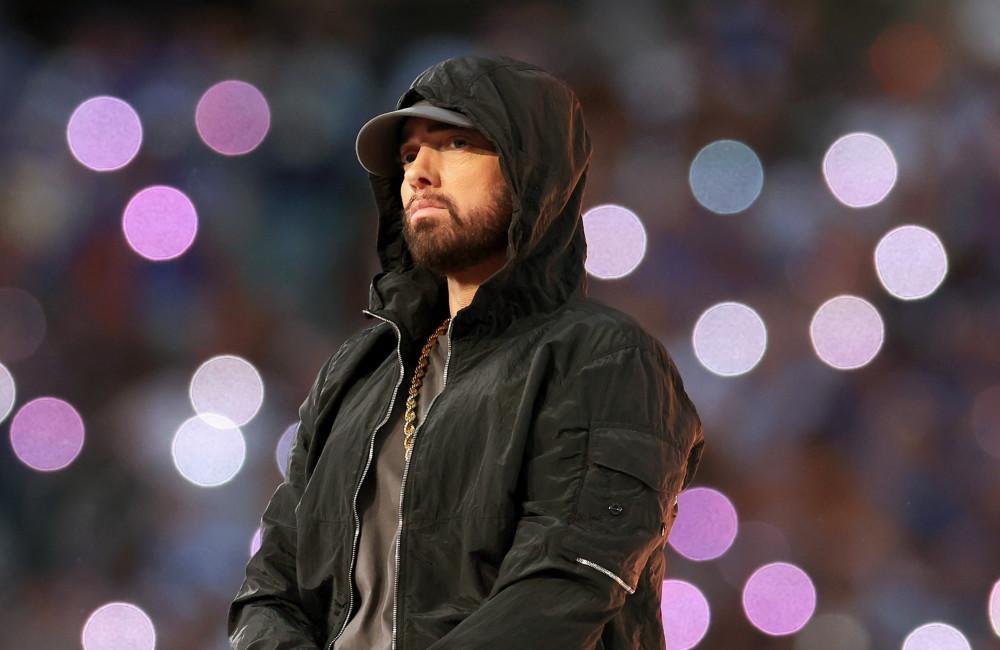 Eminem to headline Glastonbury concert